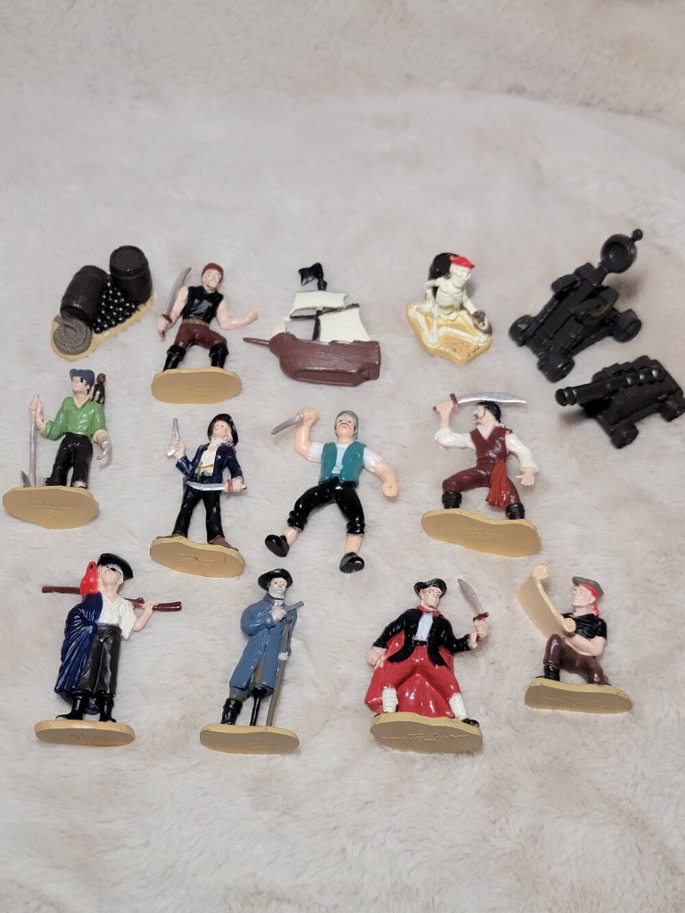 Safari Ltd Pirate Plastic Action Figure Figurine Toys LOT Of 14 Pc Cake Topper